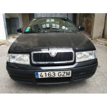 SKODA OCTAVIA BERLINA (1U2)