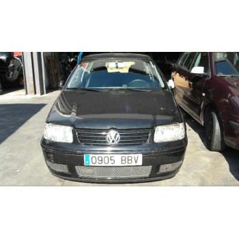 VOLKSWAGEN POLO BERLINA (6N2)