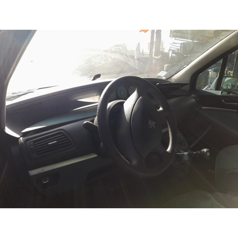 PEUGEOT 807 (EB_) - imagen 5