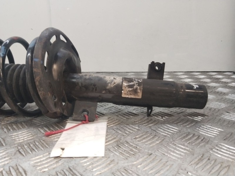 Recambio de amortiguador delantero derecho para citroën c3 attraction referencia OEM IAM   