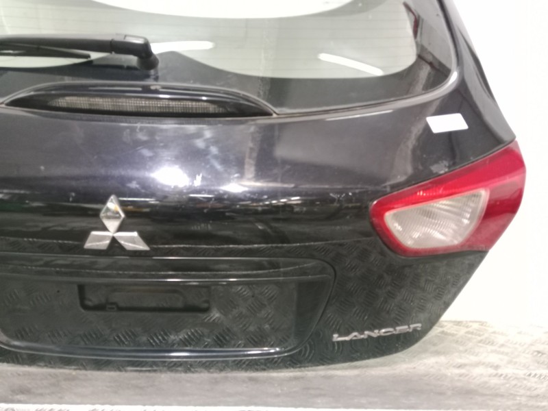 Recambio de porton trasero para mitsubishi lancer berlina (cy0) inform referencia OEM IAM  NEGRO 