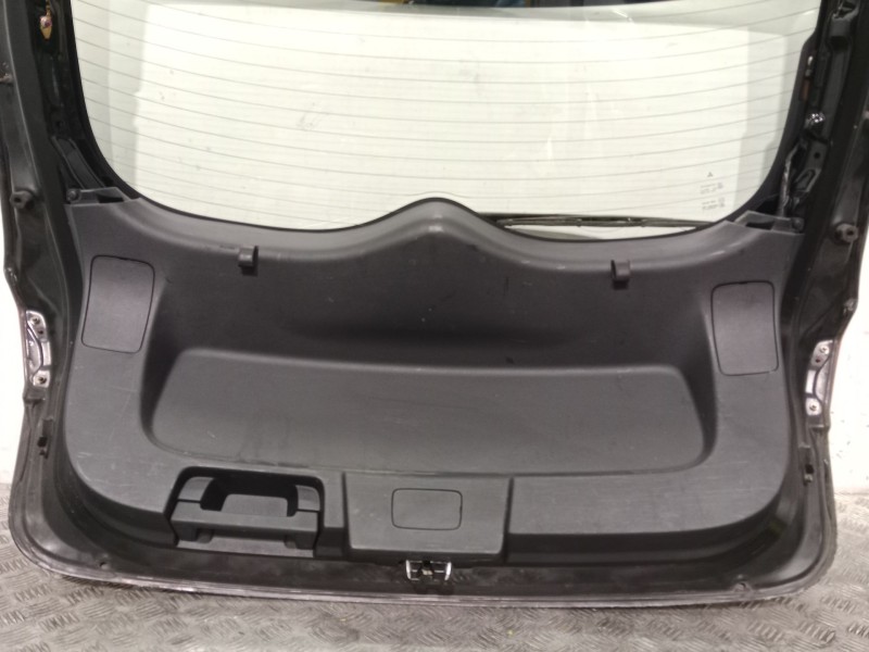 Recambio de porton trasero para mitsubishi lancer berlina (cy0) inform referencia OEM IAM  NEGRO 