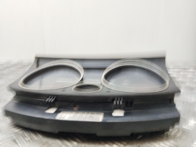 Recambio de cuadro instrumentos para opel zafira b energy referencia OEM IAM 13267544  