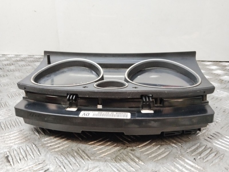 Recambio de cuadro instrumentos para opel zafira b 1.9 cdti referencia OEM IAM 13243048  