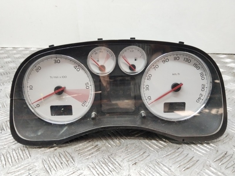 Recambio de cuadro instrumentos para peugeot 307 (3a/c) 1.6 hdi 110 referencia OEM IAM 9661323180  