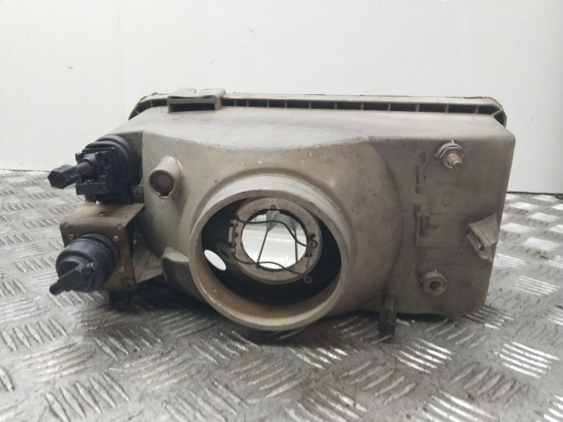 Recambio de faro derecho para fiat ducato autobús (230_) 2.8 tdi referencia OEM IAM 35680748  