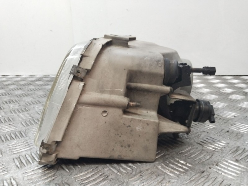 Recambio de faro derecho para fiat ducato autobús (230_) 2.8 tdi referencia OEM IAM 35680748  