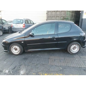 PEUGEOT 206 BERLINA