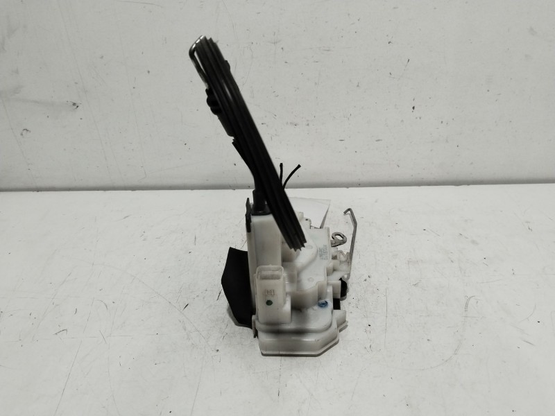 Recambio de cerradura puerta lateral derecha para fiat fiorino básico referencia OEM IAM 1357556080  