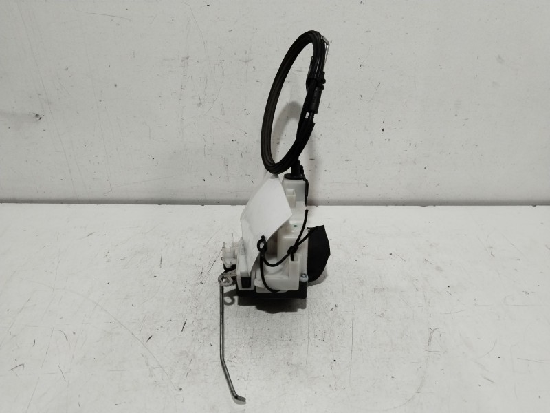 Recambio de cerradura puerta lateral derecha para fiat fiorino básico referencia OEM IAM 1357556080  