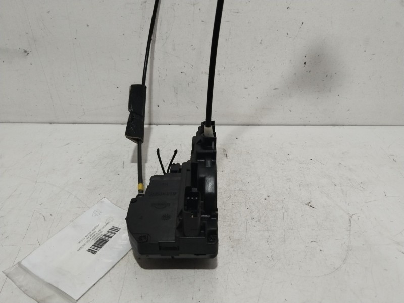 Recambio de cerradura puerta delantera derecha para nissan micra (k12e) acenta referencia OEM IAM 80500AX111  