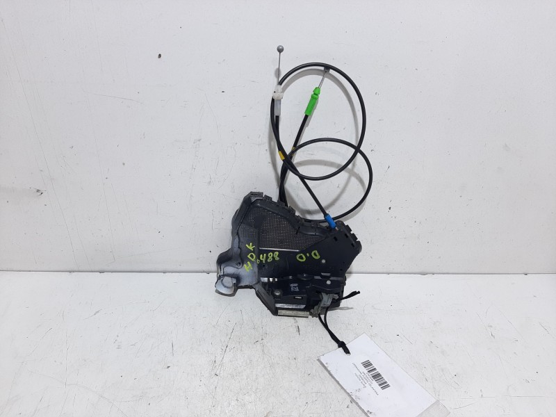 Recambio de cerradura puerta delantera derecha para toyota auris active referencia OEM IAM 6903002220  