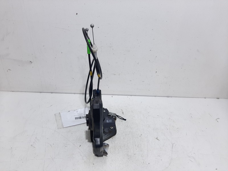 Recambio de cerradura puerta delantera derecha para toyota auris active referencia OEM IAM 6903002220  