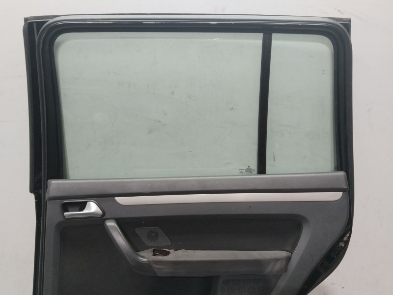 Recambio de puerta trasera derecha para volkswagen touran (1t1, 1t2) 2.0 tdi referencia OEM IAM 1T0833056R  NEGRO