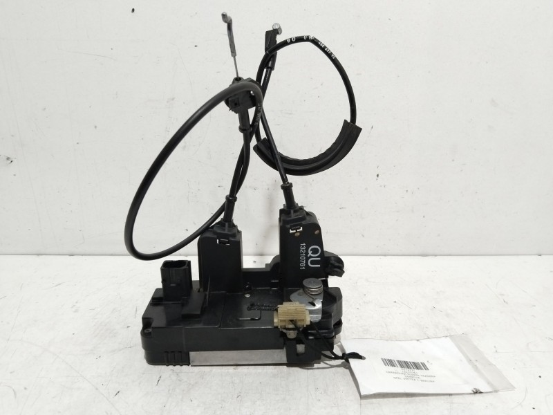 Recambio de cerradura puerta trasera derecha para opel vectra c berlina elegance referencia OEM IAM 13210761  
