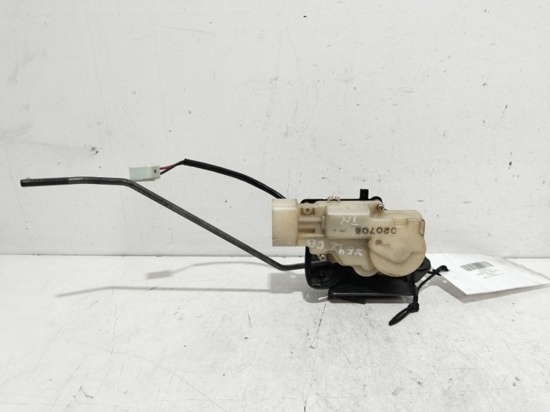 Recambio de cerradura maletero / porton para mazda premacy (cp) td exclusive (74kw) referencia OEM IAM C10062310F  