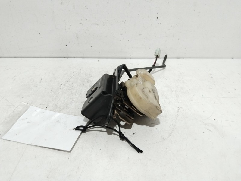 Recambio de cerradura maletero / porton para mazda premacy (cp) td exclusive (74kw) referencia OEM IAM C10062310F  