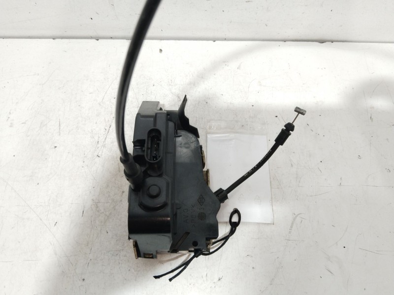 Recambio de cerradura puerta delantera izquierda para renault scenic ii authentique referencia OEM IAM 8200119122  119122