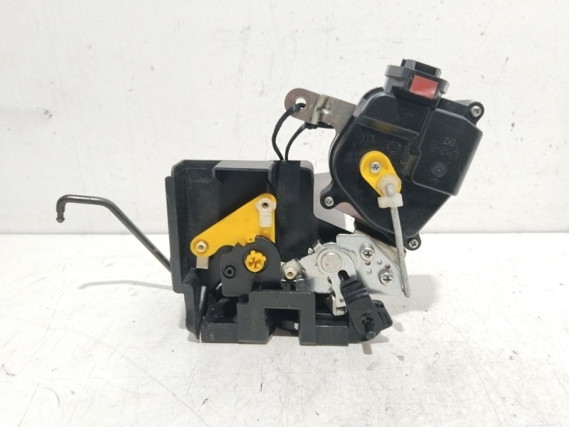Recambio de cerradura puerta trasera izquierda para kia rio 1.5 crdi active referencia OEM IAM 814121G001  
