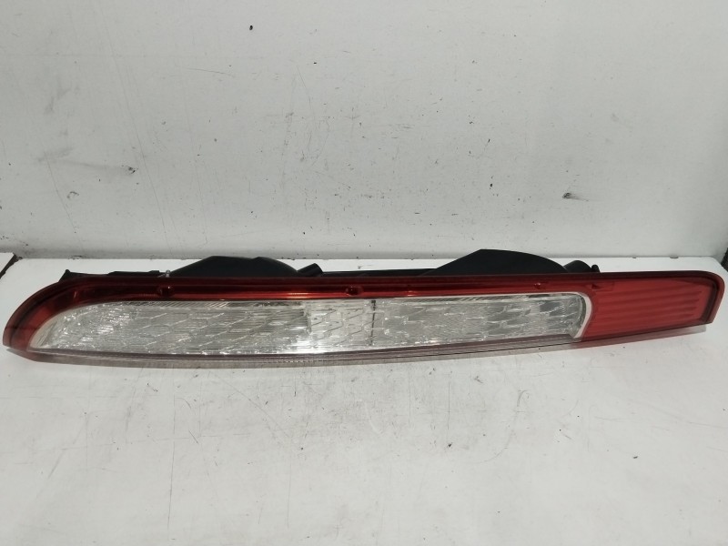 Recambio de piloto trasero izquierdo para ford focus lim. (cb4) titanium referencia OEM IAM 1333834  