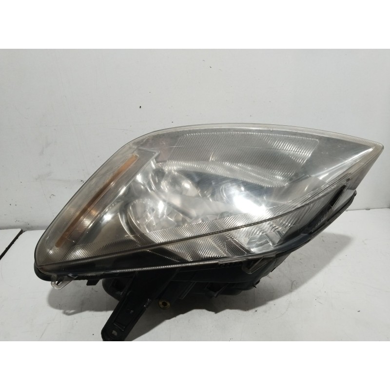 Recambio de faro izquierdo para ford focus berlina (cap) 1.6 16v cat referencia OEM IAM 270605  