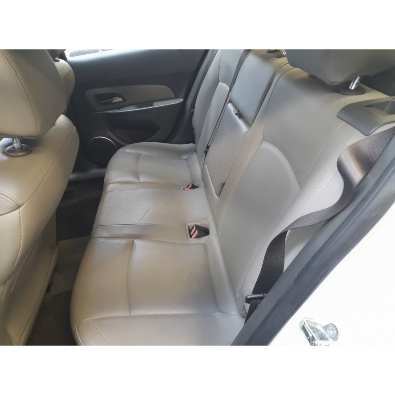 CHEVROLET CRUZE (J300) - imagen 5