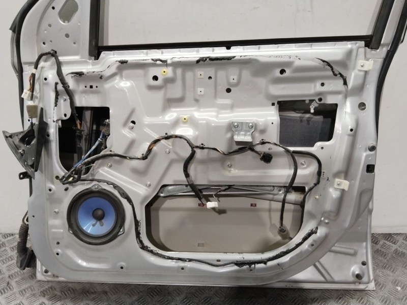 Recambio de puerta delantera derecha para kia sorento 2.5 crdi active referencia OEM IAM 760043E111 PLATA 