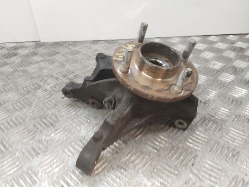 Recambio de mangueta delantera derecha para ford fiesta (ccn) titanium referencia OEM IAM AY1C3K170BA  