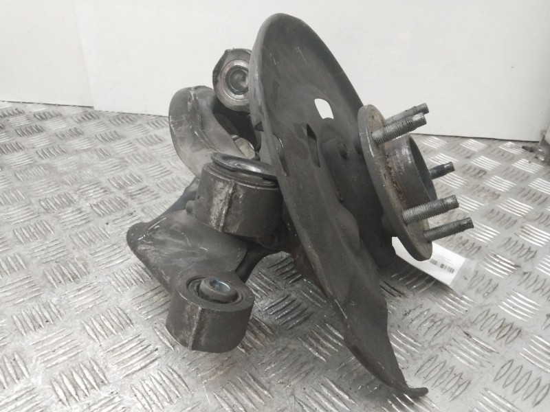 Recambio de mangueta delantera derecha para opel astra j gtc sportive referencia OEM IAM 13583479  