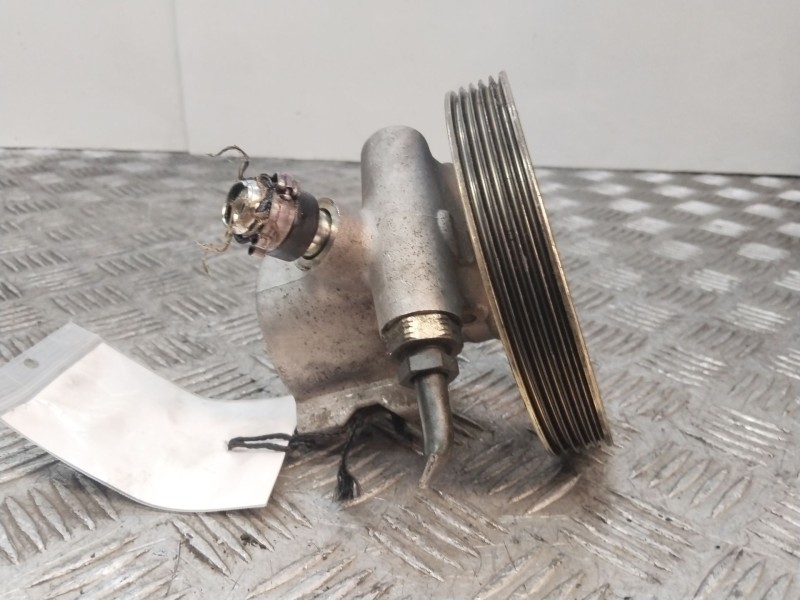 Recambio de bomba direccion para citroën xsara (n1) 1.6 i referencia OEM IAM 9631136680  