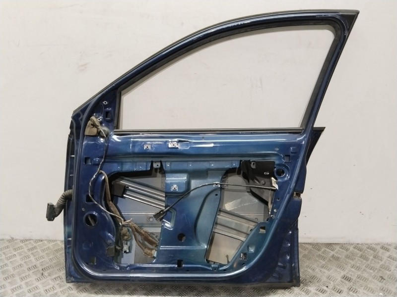 Recambio de puerta delantera derecha para renault megane ii berlina 5p confort expression referencia OEM IAM  AZUL 