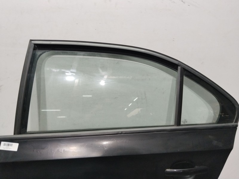Recambio de puerta trasera derecha para seat toledo (kg3) style referencia OEM IAM 5JA833052C  NEGRO