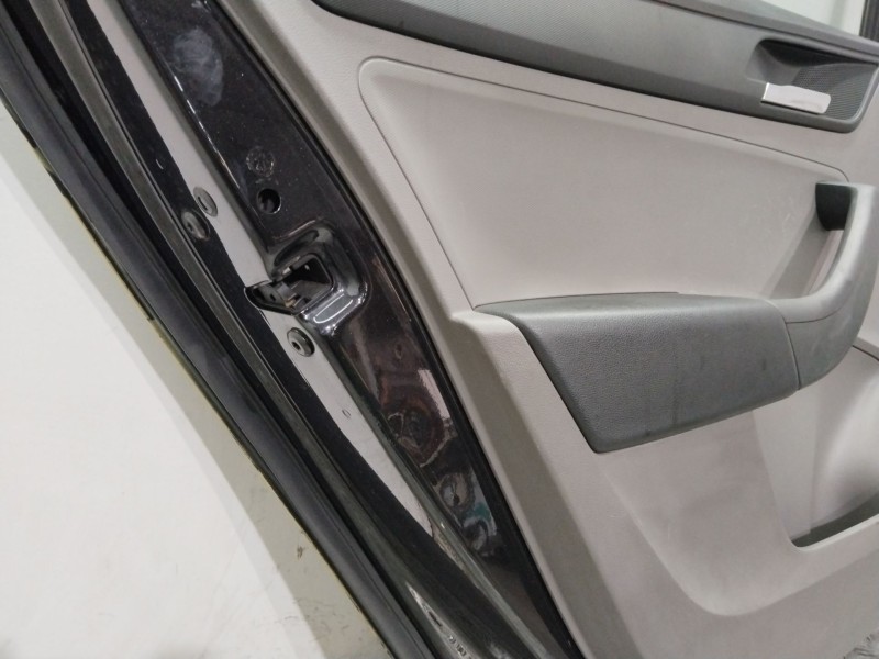 Recambio de puerta trasera derecha para seat toledo (kg3) style referencia OEM IAM 5JA833052C  NEGRO