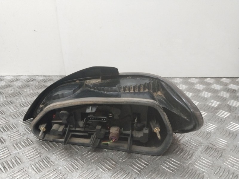 Recambio de piloto trasero izquierdo para peugeot 406 berlina (s1/s2) sr referencia OEM IAM 2255G  