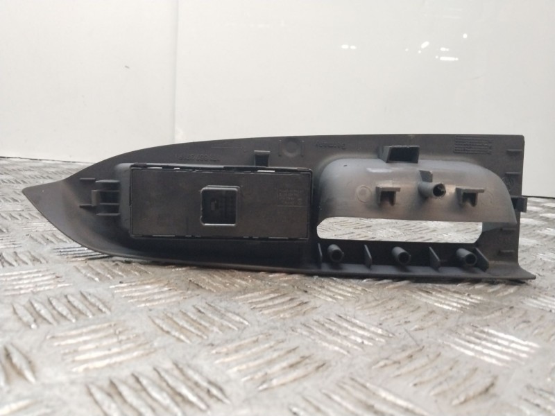 Recambio de mando elevalunas delantero izquierdo para volkswagen touran (1t1, 1t2) 2.0 tdi referencia OEM IAM 1T1867371F  