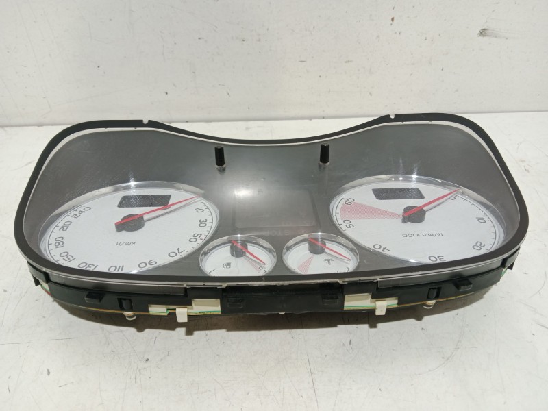 Recambio de cuadro instrumentos para peugeot 307 cc (s2) sport referencia OEM IAM 9655925880  