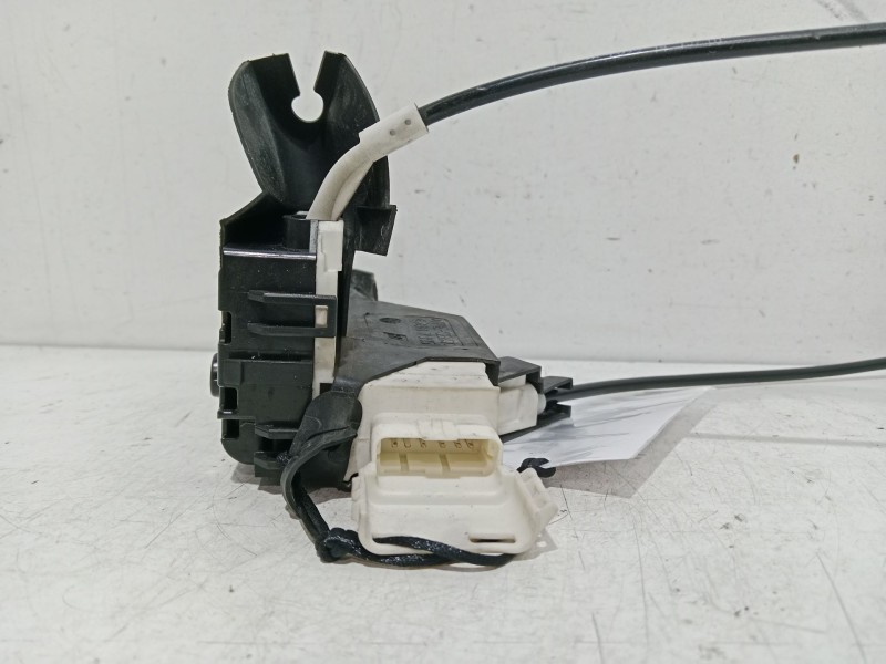 Recambio de cerradura puerta delantera derecha para peugeot 407 sw sport referencia OEM IAM 96866835  