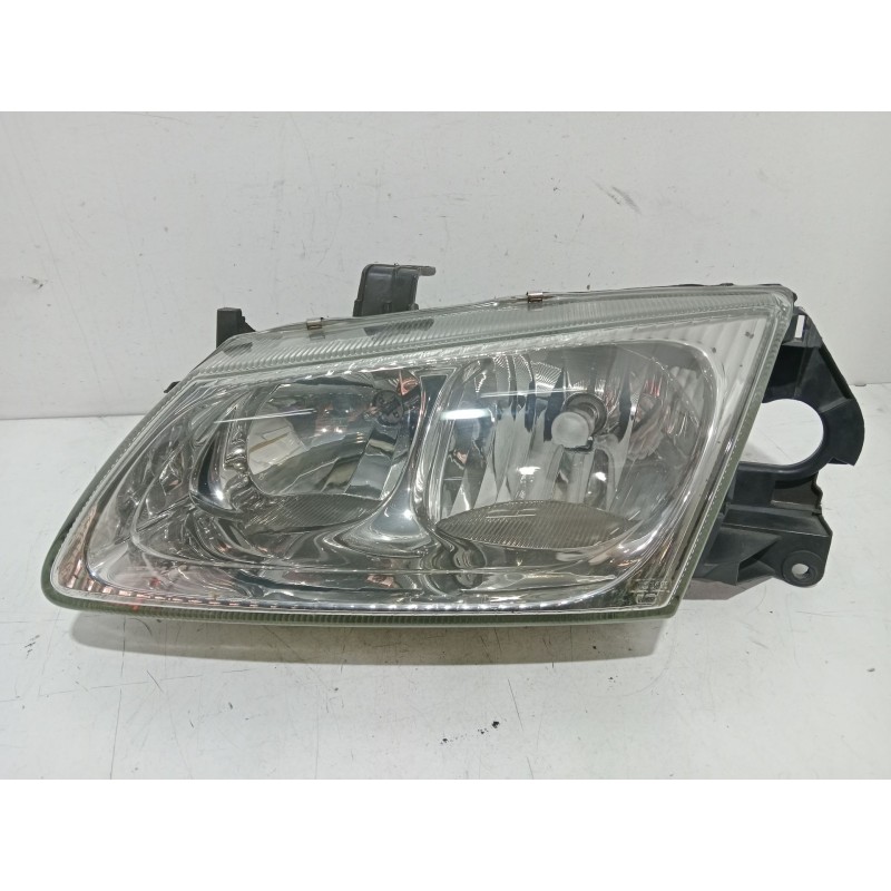 Recambio de faro izquierdo para nissan almera (n16/e) comfort referencia OEM IAM 26060BN01A  