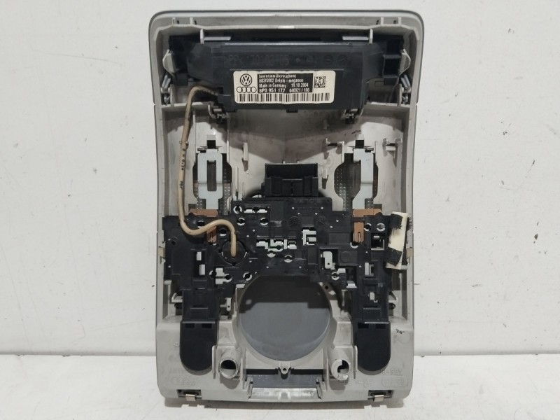Recambio de luz interior central para audi a3 (8p) 3.2 ambition quattro referencia OEM IAM 8P0951177  