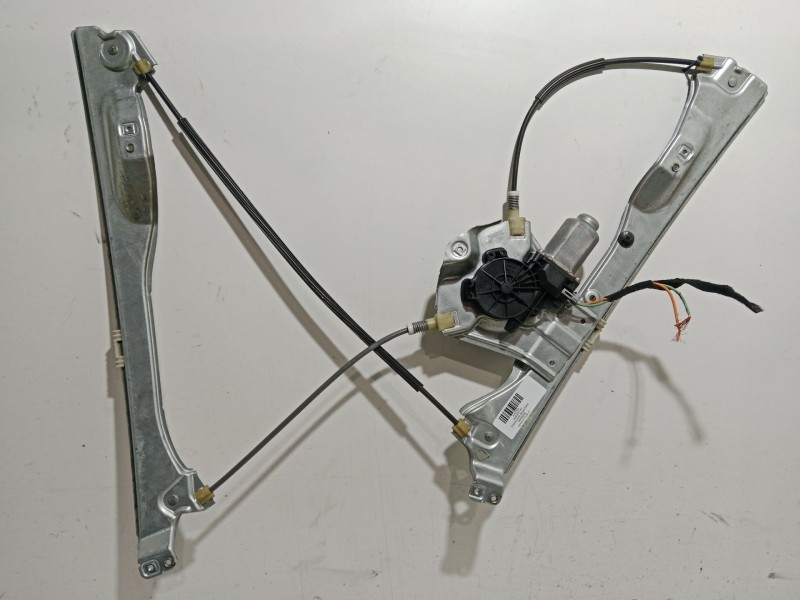 Recambio de elevalunas delantero derecho para renault clio iii confort dynamique referencia OEM IAM 8200291147  400861D