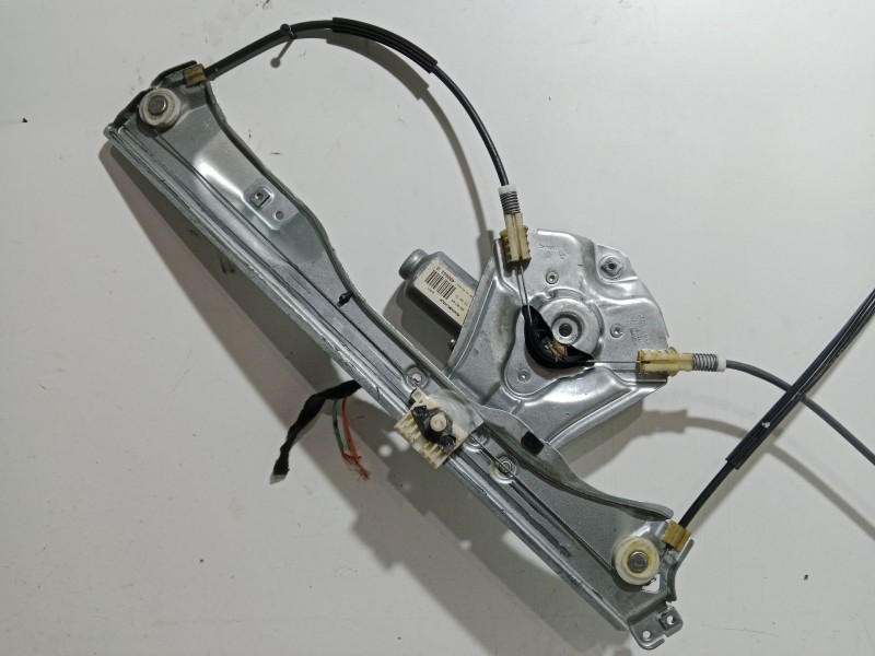 Recambio de elevalunas delantero derecho para renault clio iii confort dynamique referencia OEM IAM 8200291147  400861D