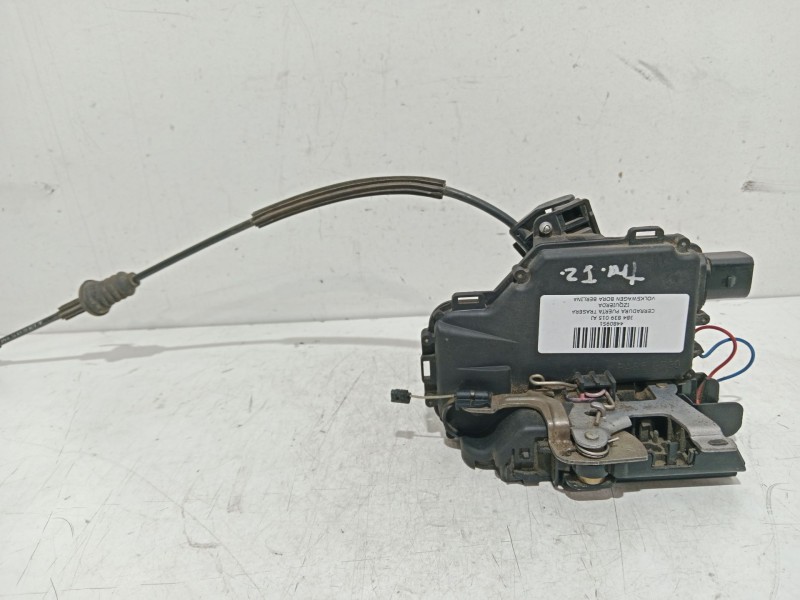 Recambio de cerradura puerta trasera izquierda para volkswagen bora berlina (1j2) trendline referencia OEM IAM 3B4839015AJ  