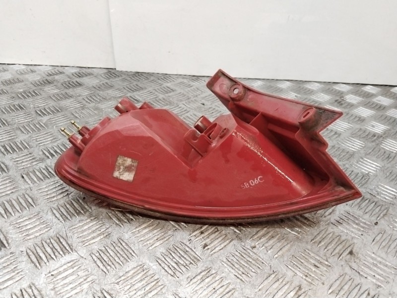 Recambio de piloto trasero derecho para chevrolet lacetti (j200) 1.6 referencia OEM IAM 96387725  