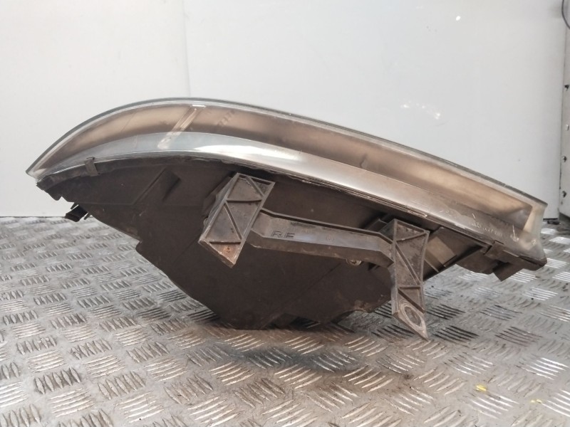 Recambio de faro derecho para volkswagen transporter t5 autobús (7hb, 7hj, 7eb, 7ej) 1.9 tdi referencia OEM IAM 7H1941016N  