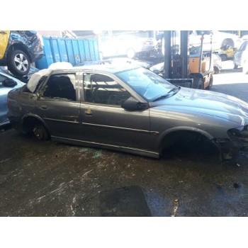 OPEL VECTRA B BERLINA