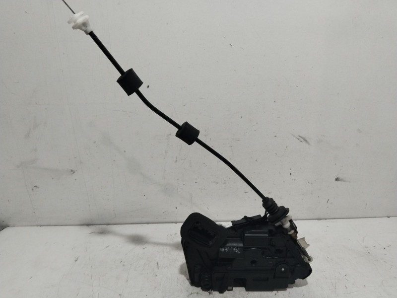 Recambio de cerradura puerta trasera izquierda para skoda rapid active referencia OEM IAM 5E0839015A  