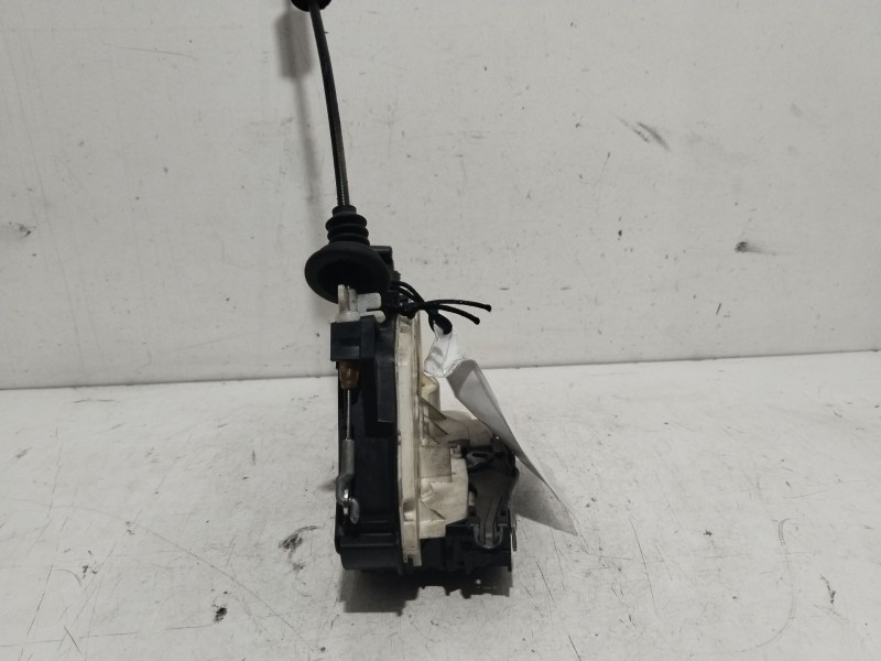 Recambio de cerradura puerta trasera izquierda para skoda rapid active referencia OEM IAM 5E0839015A  