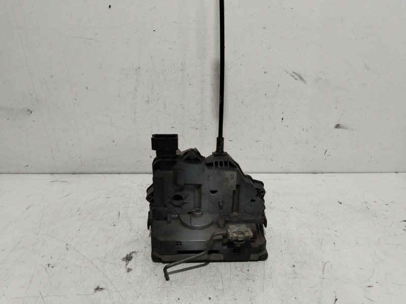 Recambio de cerradura puerta trasera derecha para opel corsa d enjoy referencia OEM IAM   