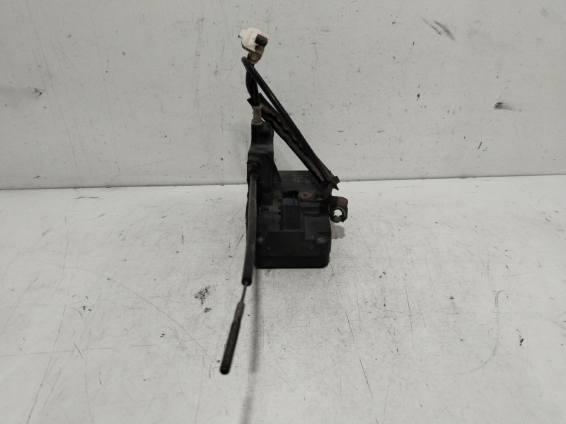 Recambio de cerradura puerta delantera derecha para opel astra g berlina club referencia OEM IAM 133136  