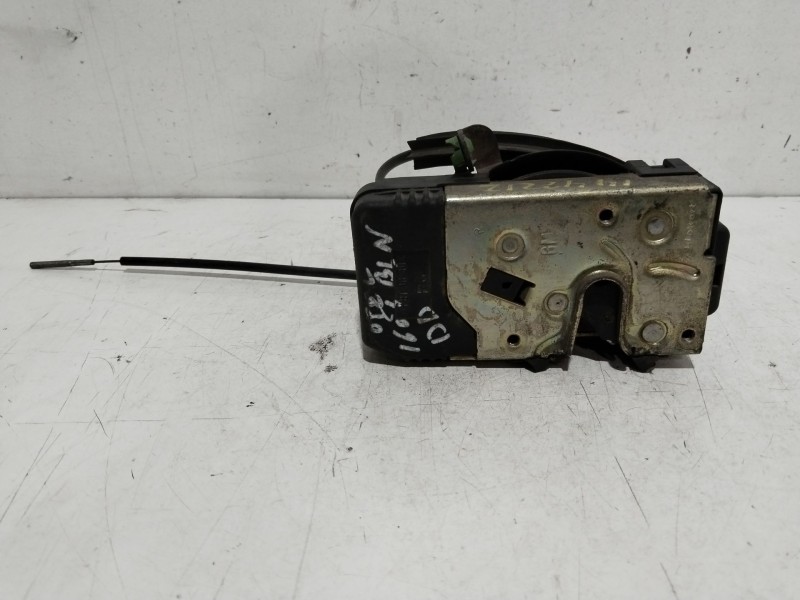 Recambio de cerradura puerta delantera derecha para opel astra g berlina club referencia OEM IAM 133136  